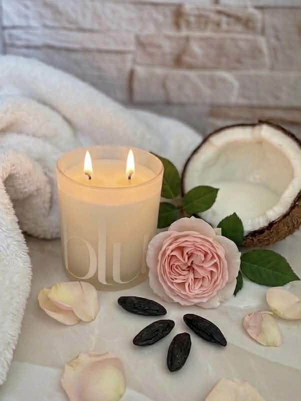luxury rose candle